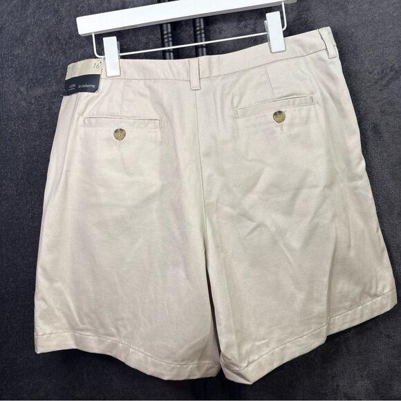 Liz Claiborne Plus Size Mid Rise Shorts Size 16 In Light Tan/Sand New With... - Picture 8 of 12